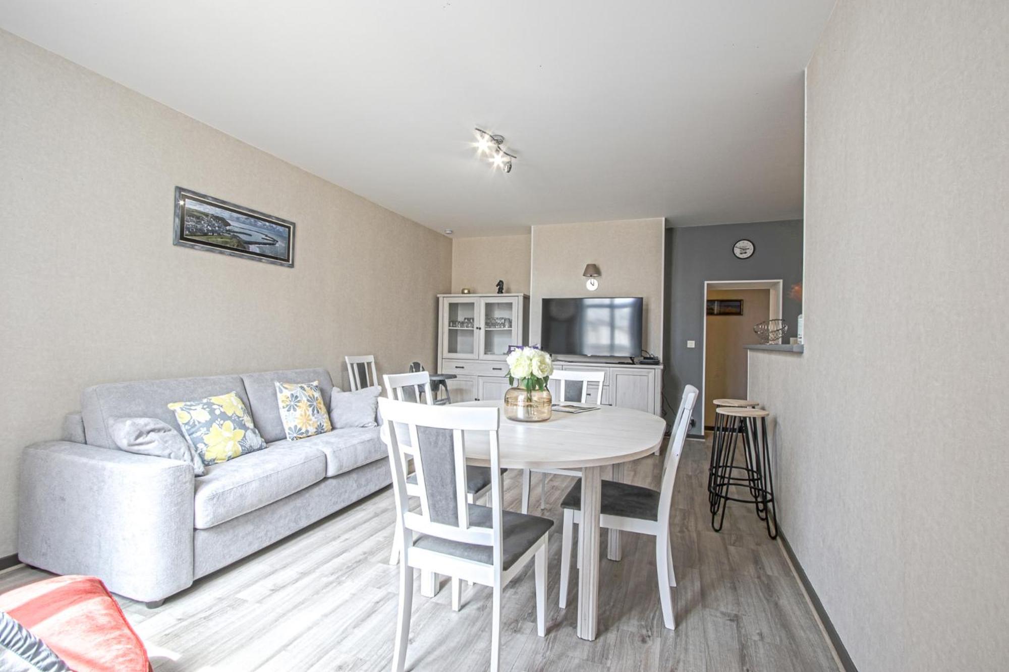 Le Nid Saint Jean Apartment Байо Екстериор снимка
